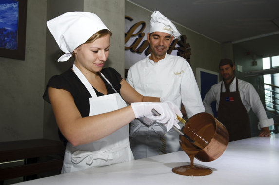 Maitre in der Confiserie / BackenMitDir.at