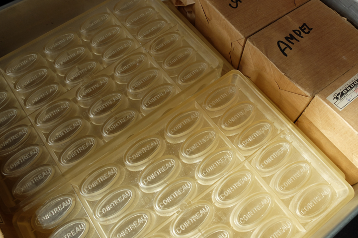 Pralinenformen "heute" / Michael Mantl-Mussak