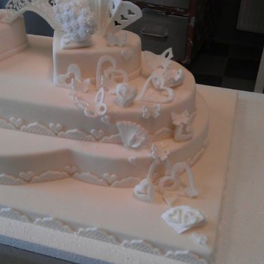 klassischer Hochzeitstortendekor / backen mit dir