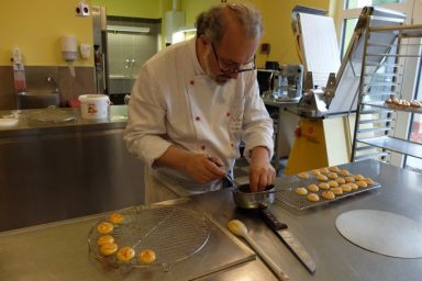 Kastanien aus Hülsenmasse / backen mit dir / Langenzersdorf