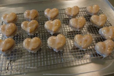 Herzen gefüllt / BackenMitDir.at / Wiener Straße 37