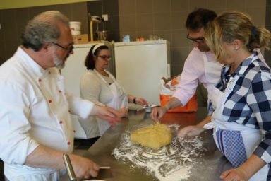 Osterpinzen / Seminar / backenmit