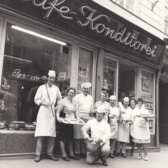 HS_50_Wirkungsstaette / Café-Konditorei Walter Schmohl / vienna pastry shop