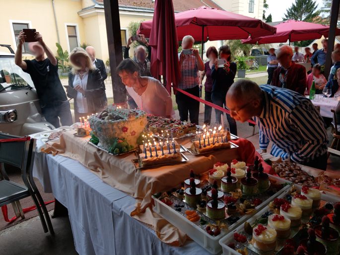 Aufbau_14_unkenntlich